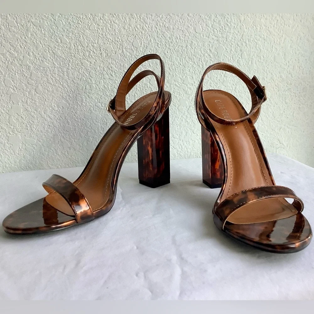 Cape Robbin Tortoise Shell Heels - Picture 6 of 9